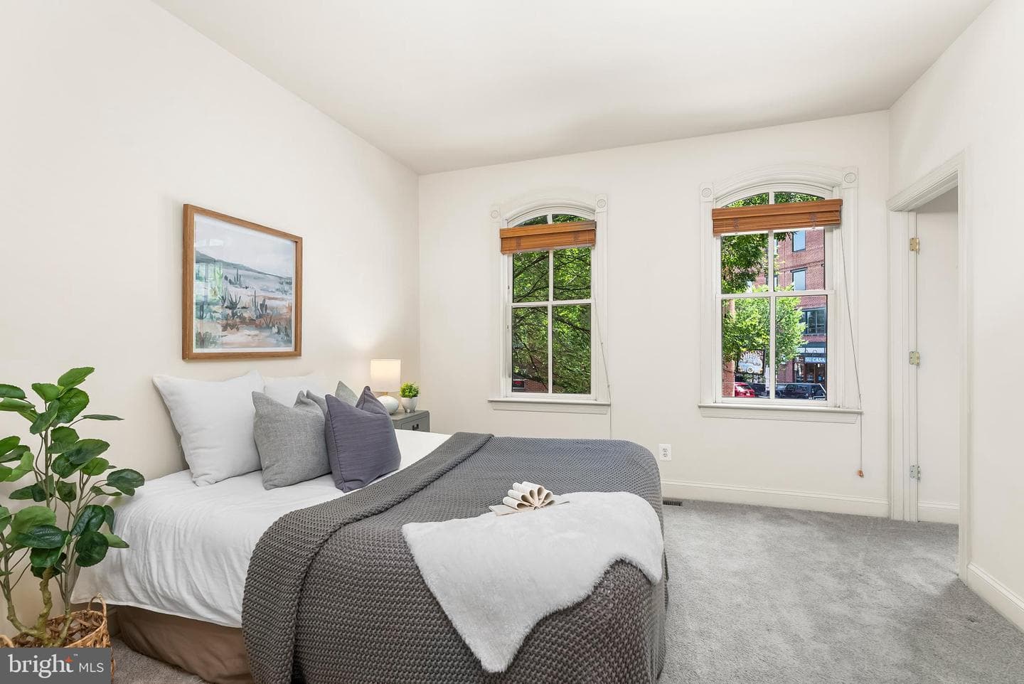 850 S Bond Street S photo 18