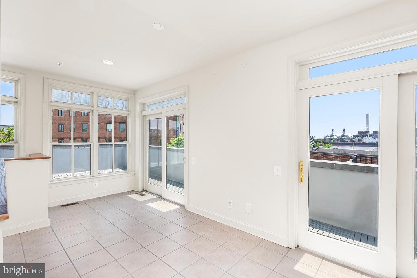 850 S Bond Street S photo 33