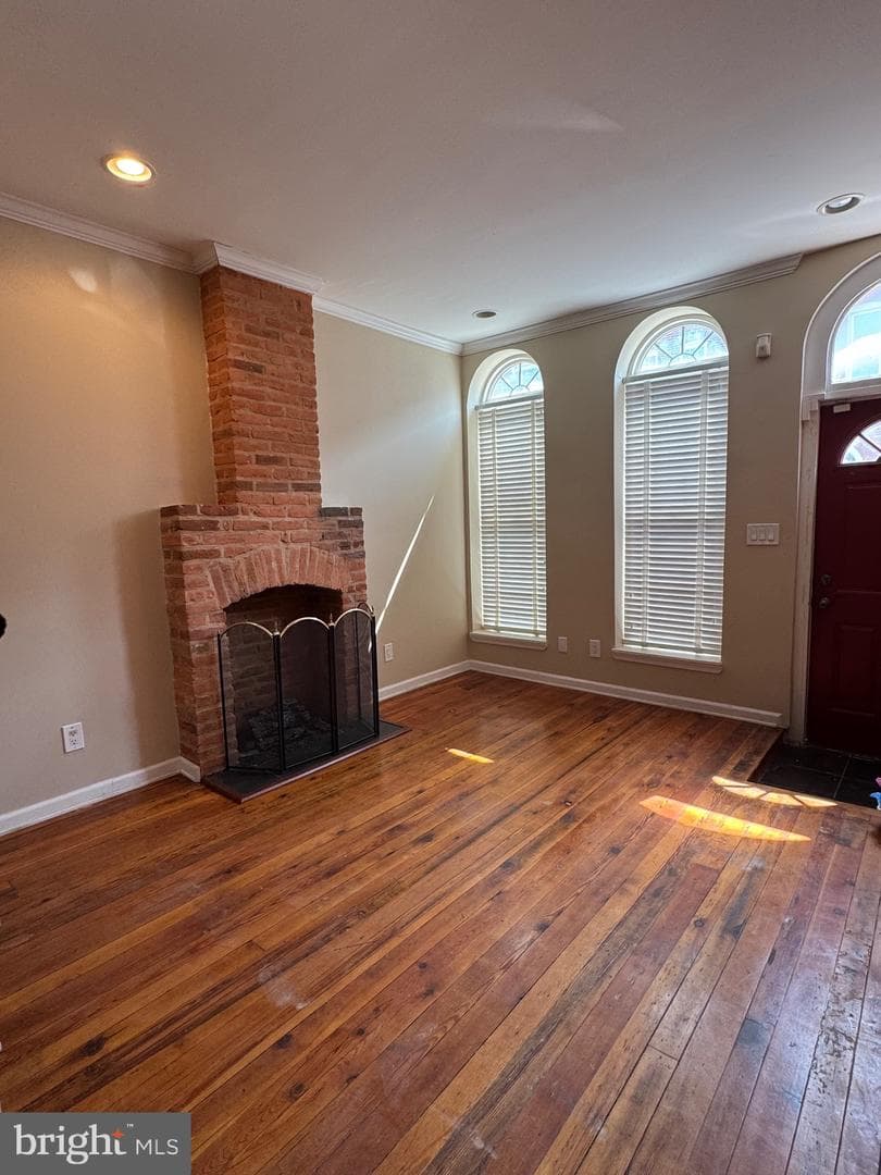 1406 Clarkson Street photo 3