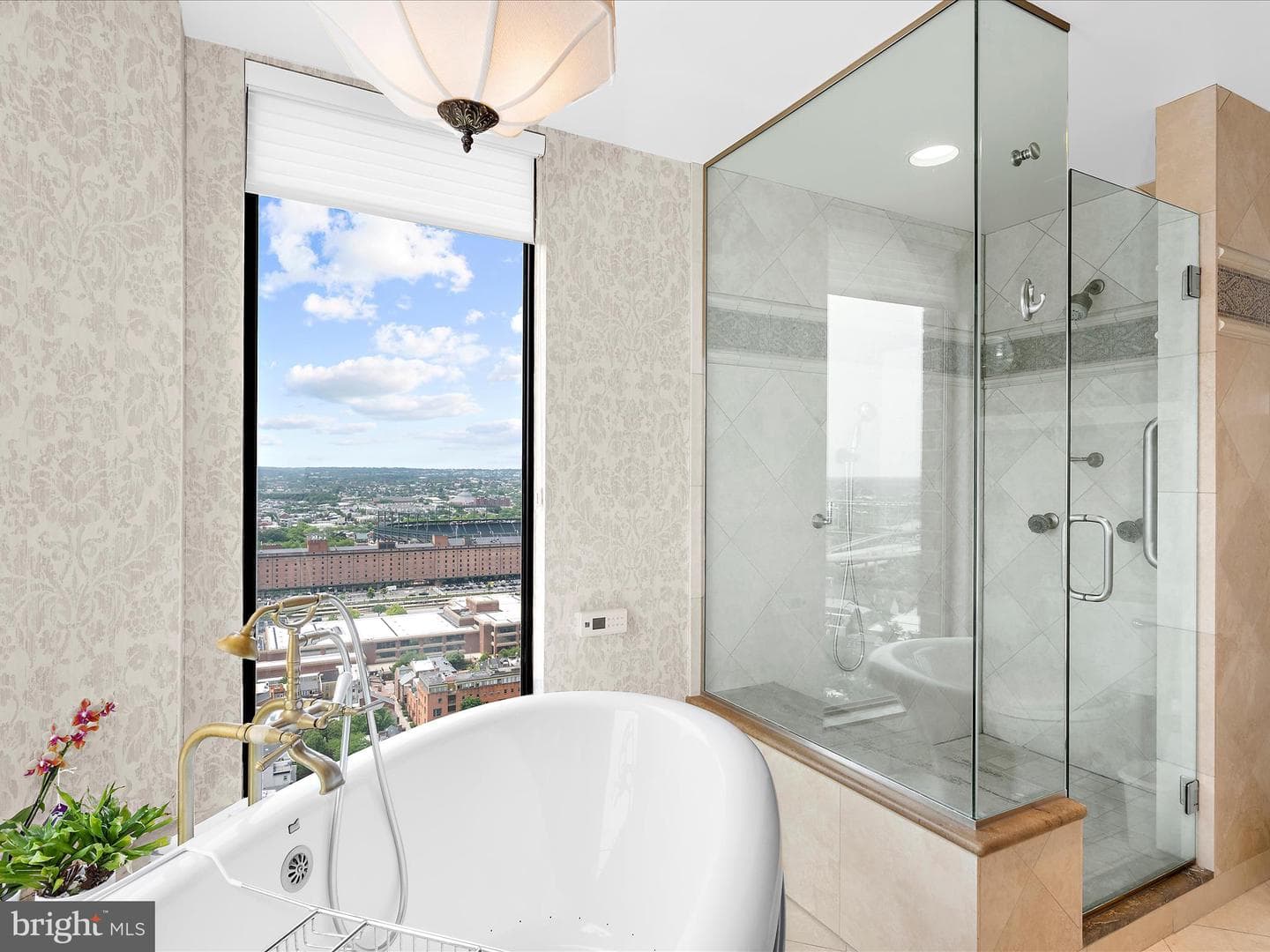 10 E Lee Street #2405 photo 16