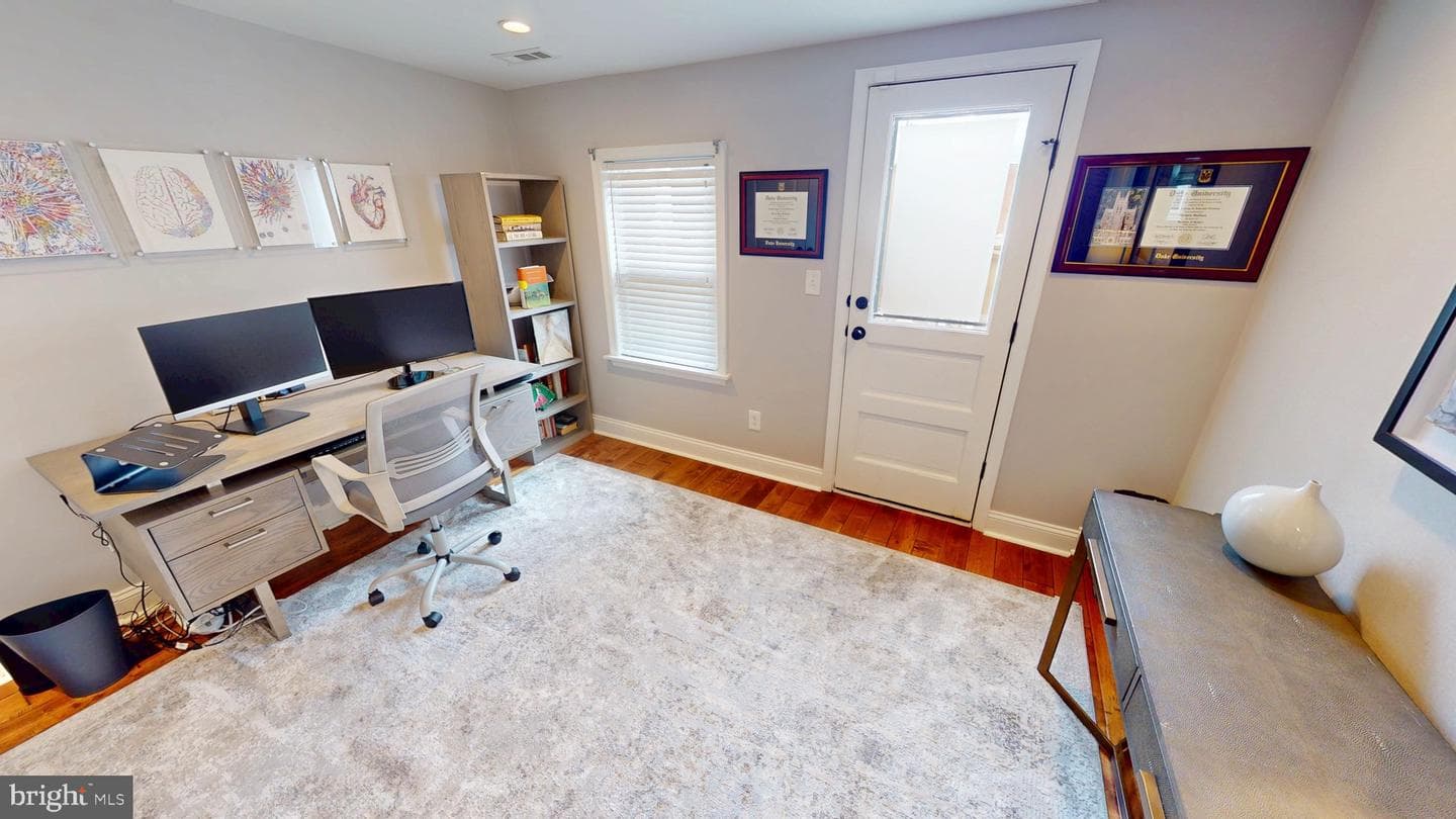 2714 Fait Avenue photo 31