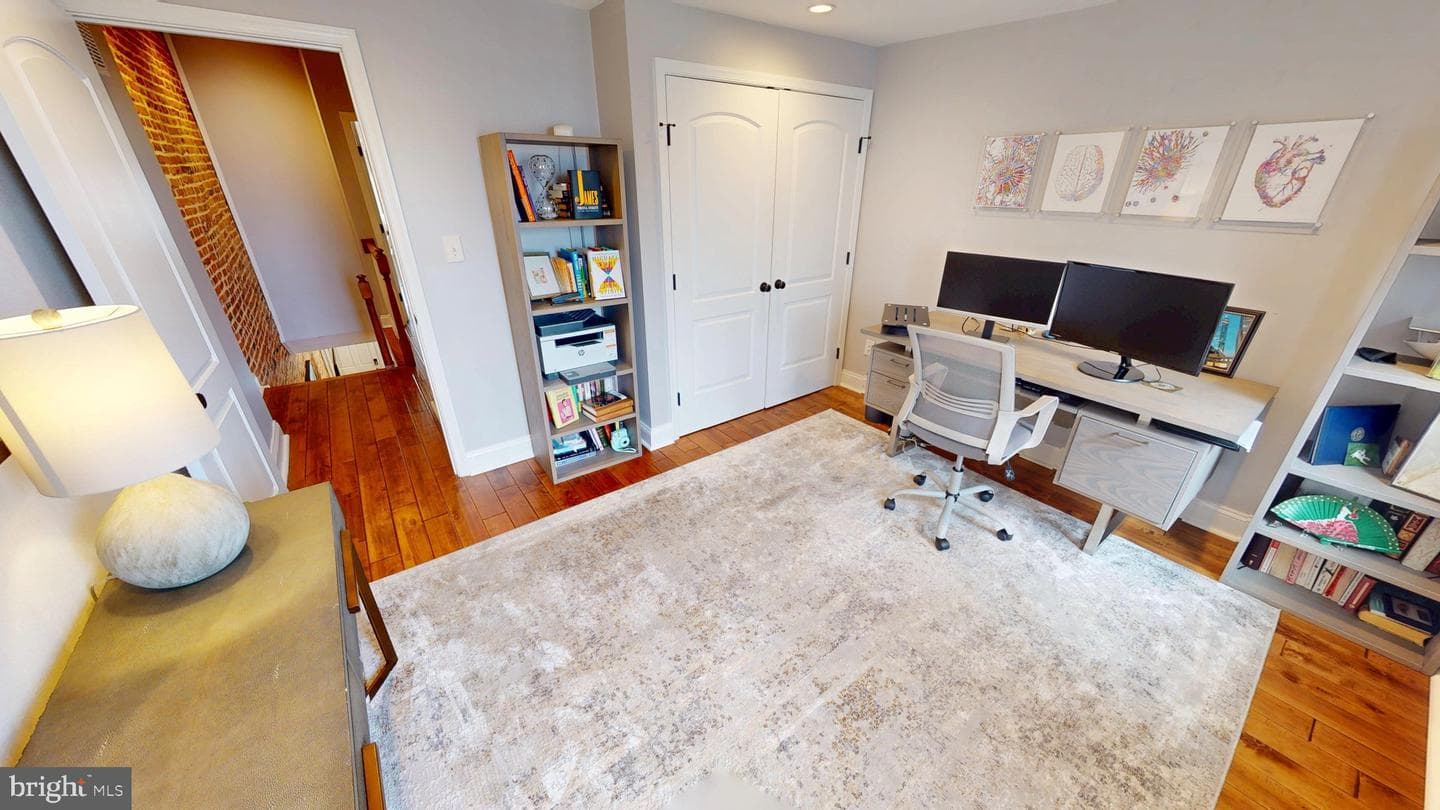 2714 Fait Avenue photo 32
