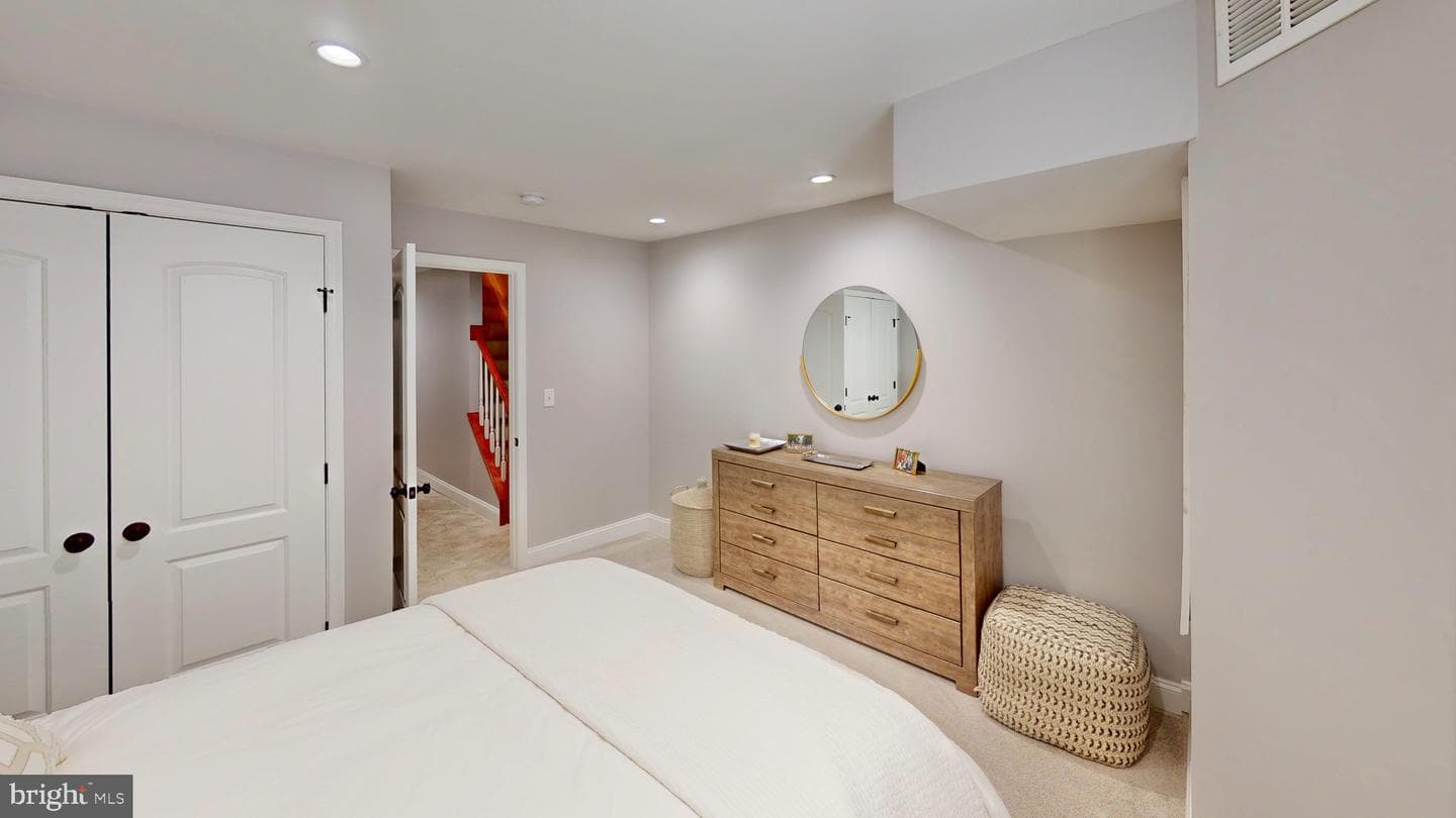 2714 Fait Avenue photo 38