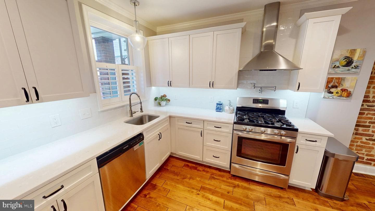 2714 Fait Avenue photo 6