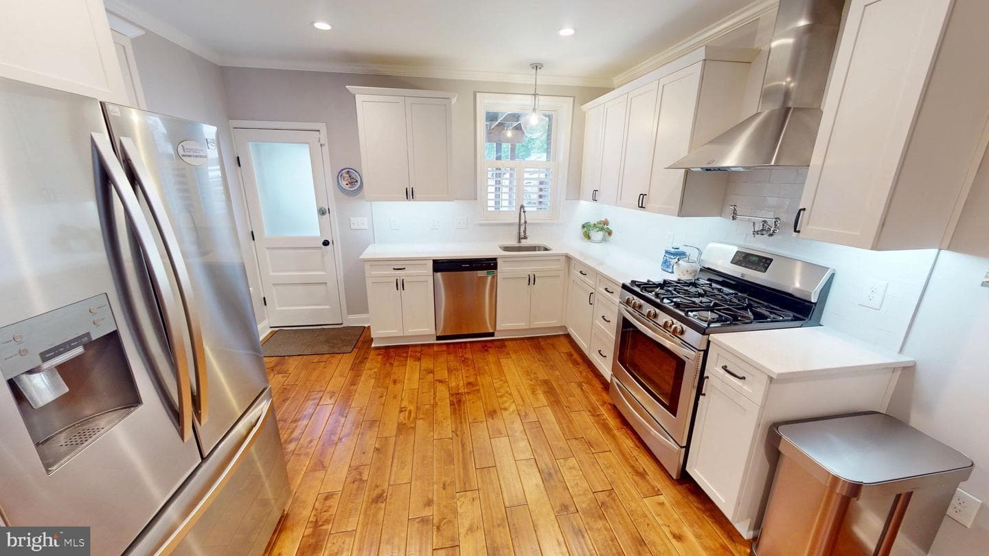 2714 Fait Avenue photo 7