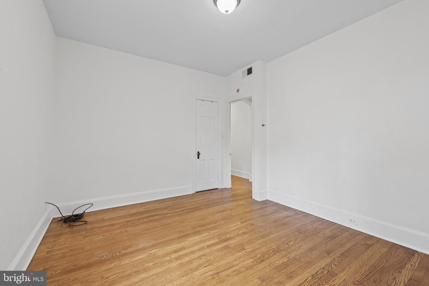 4036 Roland Avenue photo 27