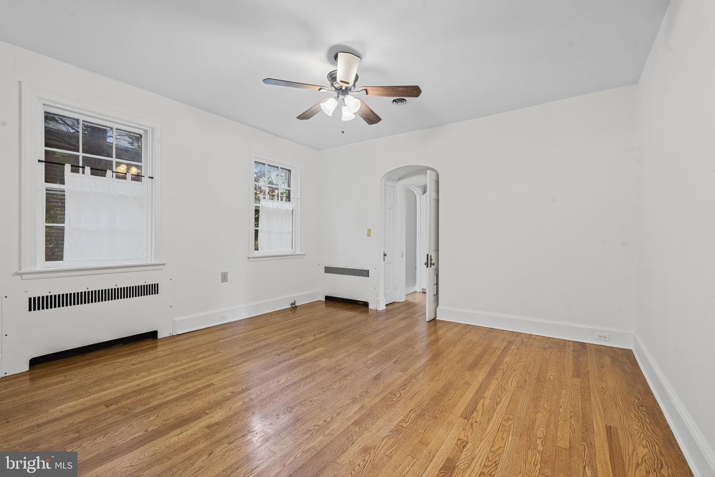 4036 Roland Avenue photo 30