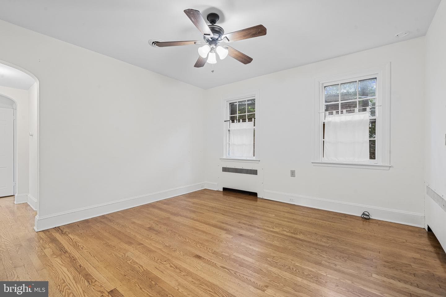 4036 Roland Avenue photo 31