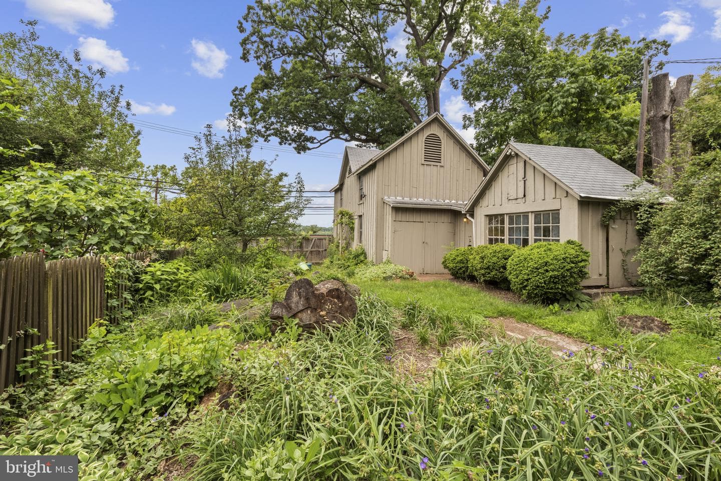 4036 Roland Avenue photo 34