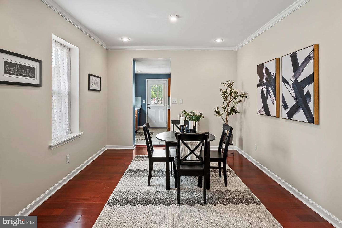 3623 Malden Avenue photo 11