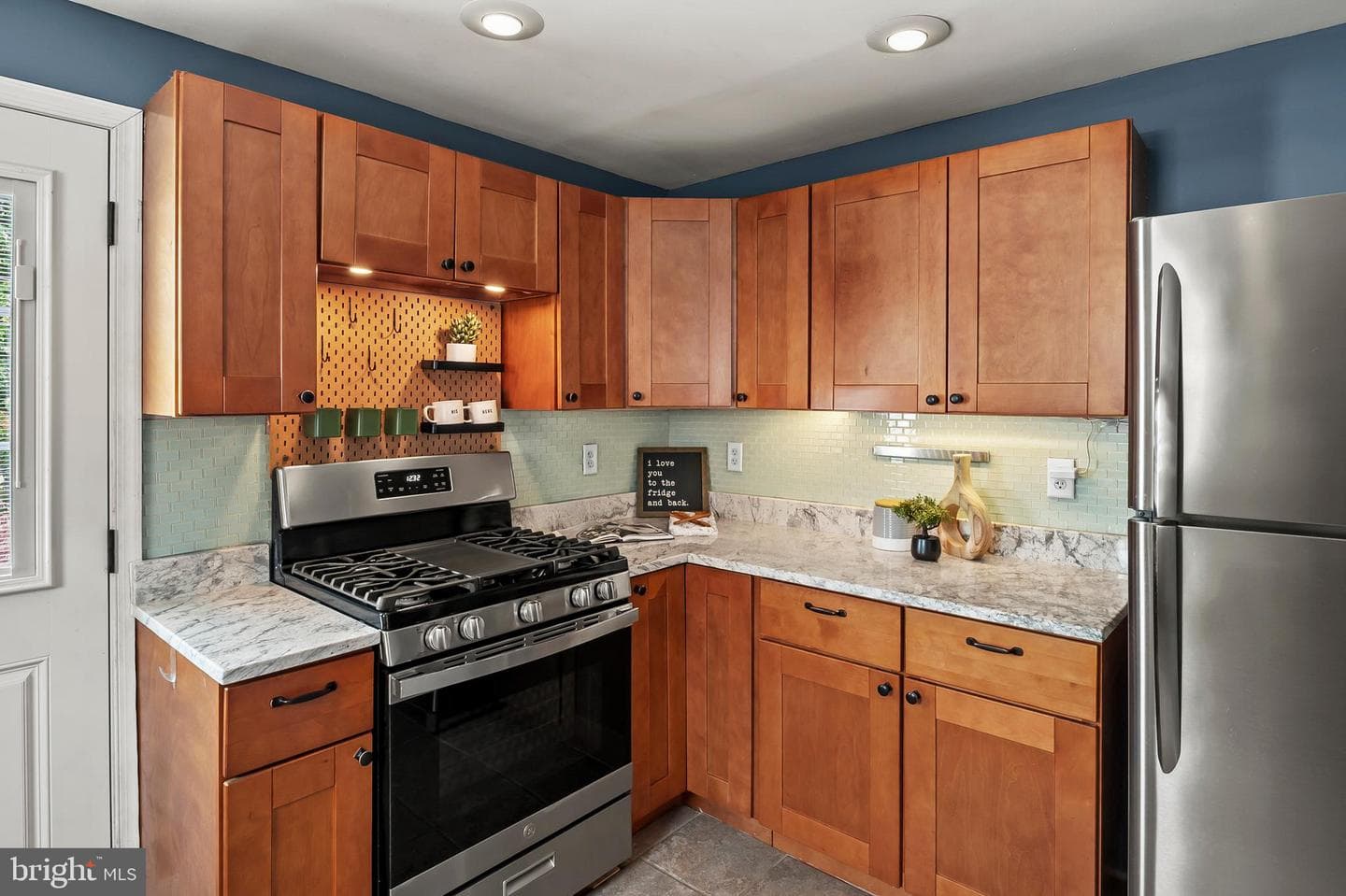 3623 Malden Avenue photo 14