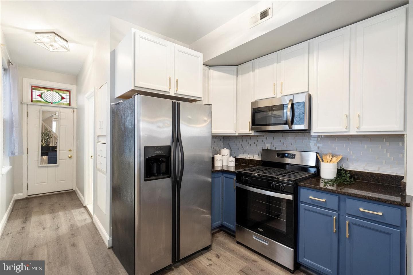 57 E Heath Street photo 14