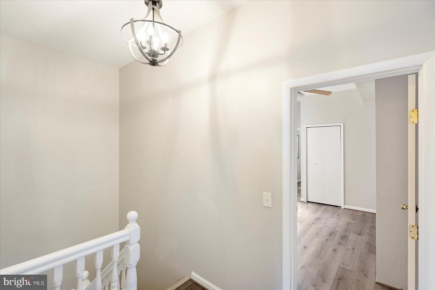 57 E Heath Street photo 21