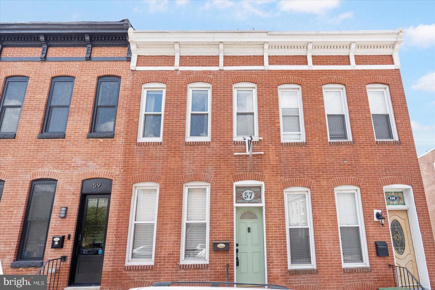 57 E Heath Street photo 3