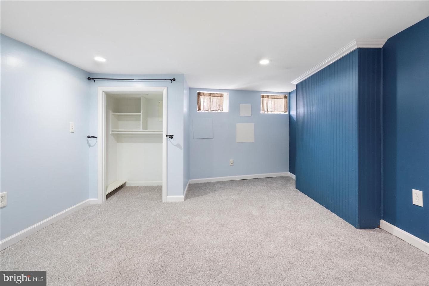 57 E Heath Street photo 37
