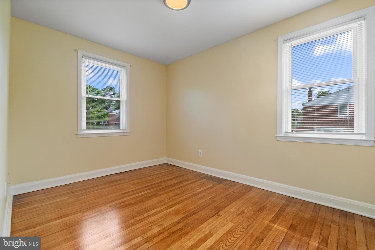 2106 Cloville Avenue photo 13