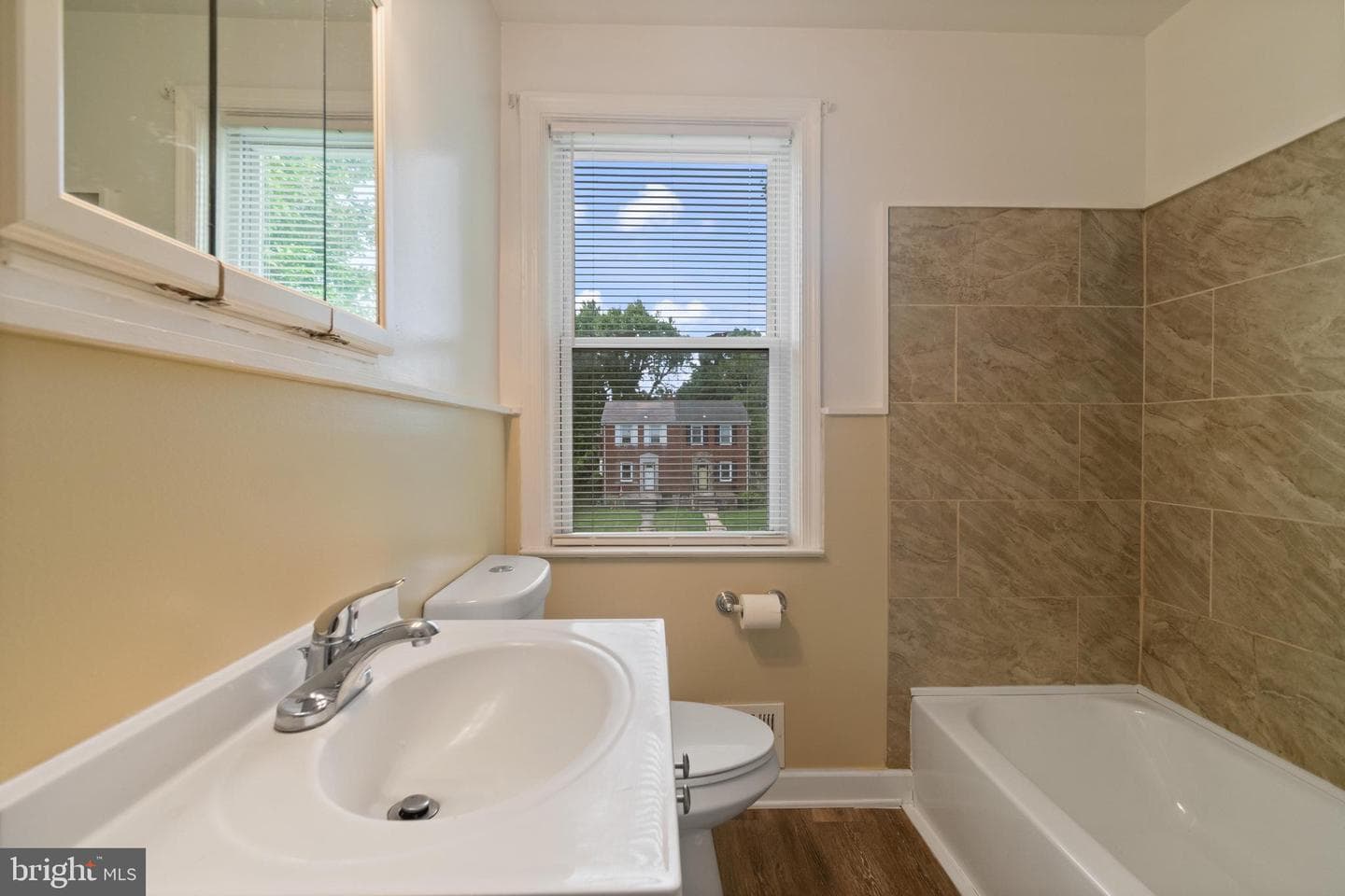 2106 Cloville Avenue photo 15