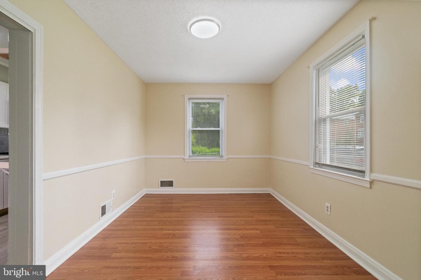 2106 Cloville Avenue photo 7