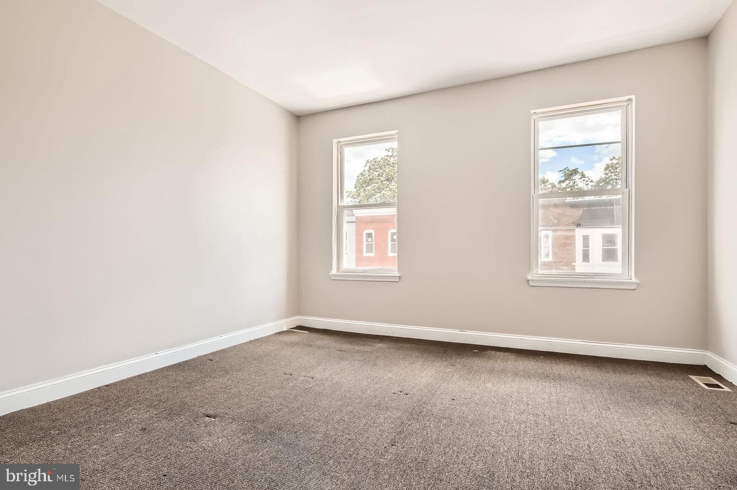 2228 W Baltimore Street photo 10