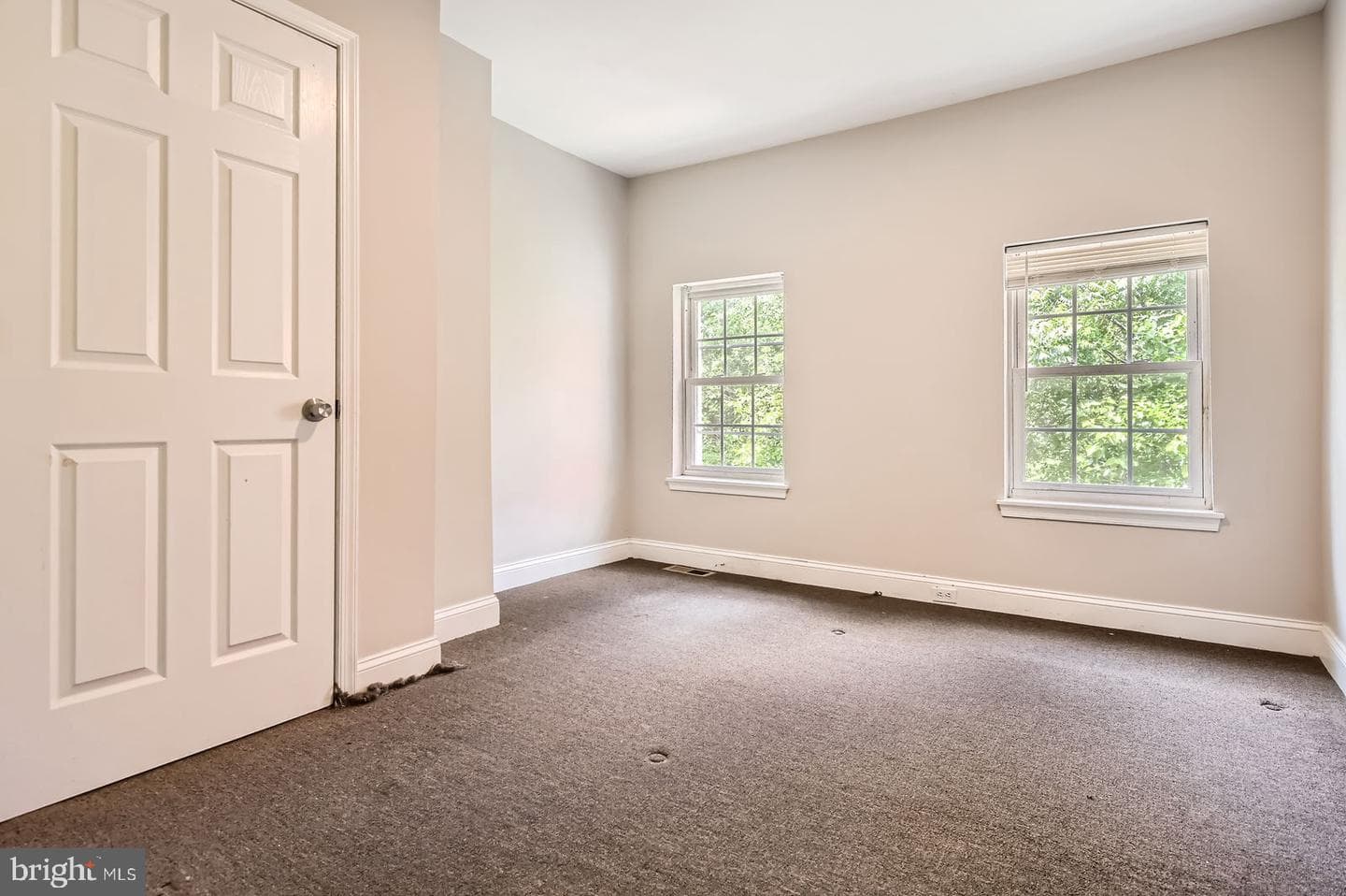 2228 W Baltimore Street photo 7