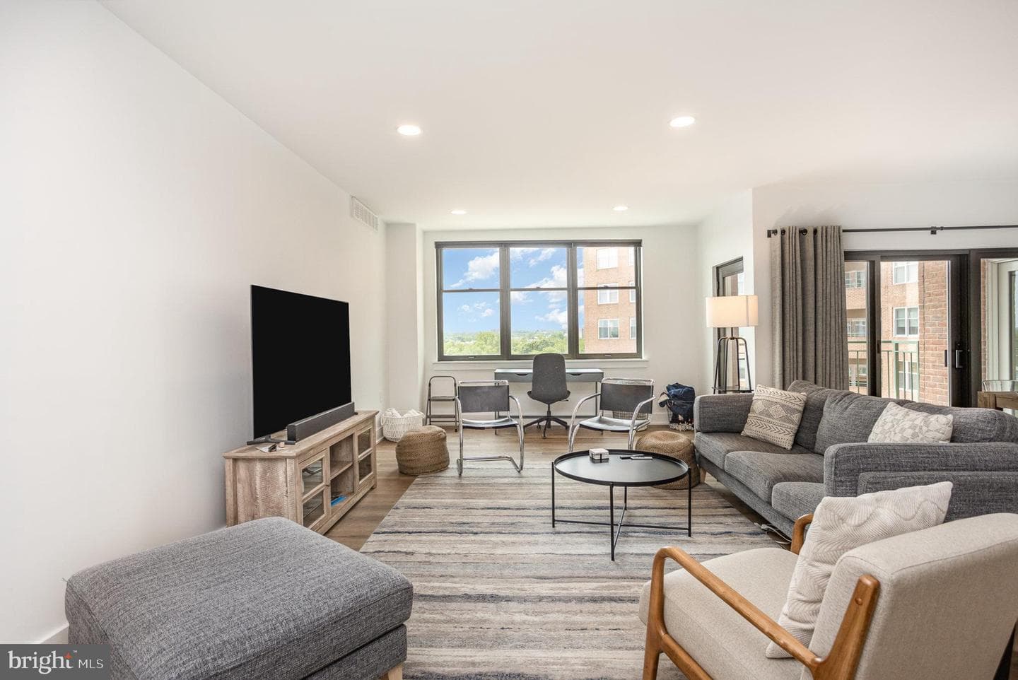 3801 Canterbury Road #705 photo 4