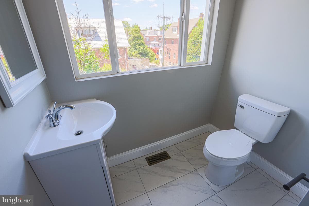 4116 Edmondson Avenue photo 30