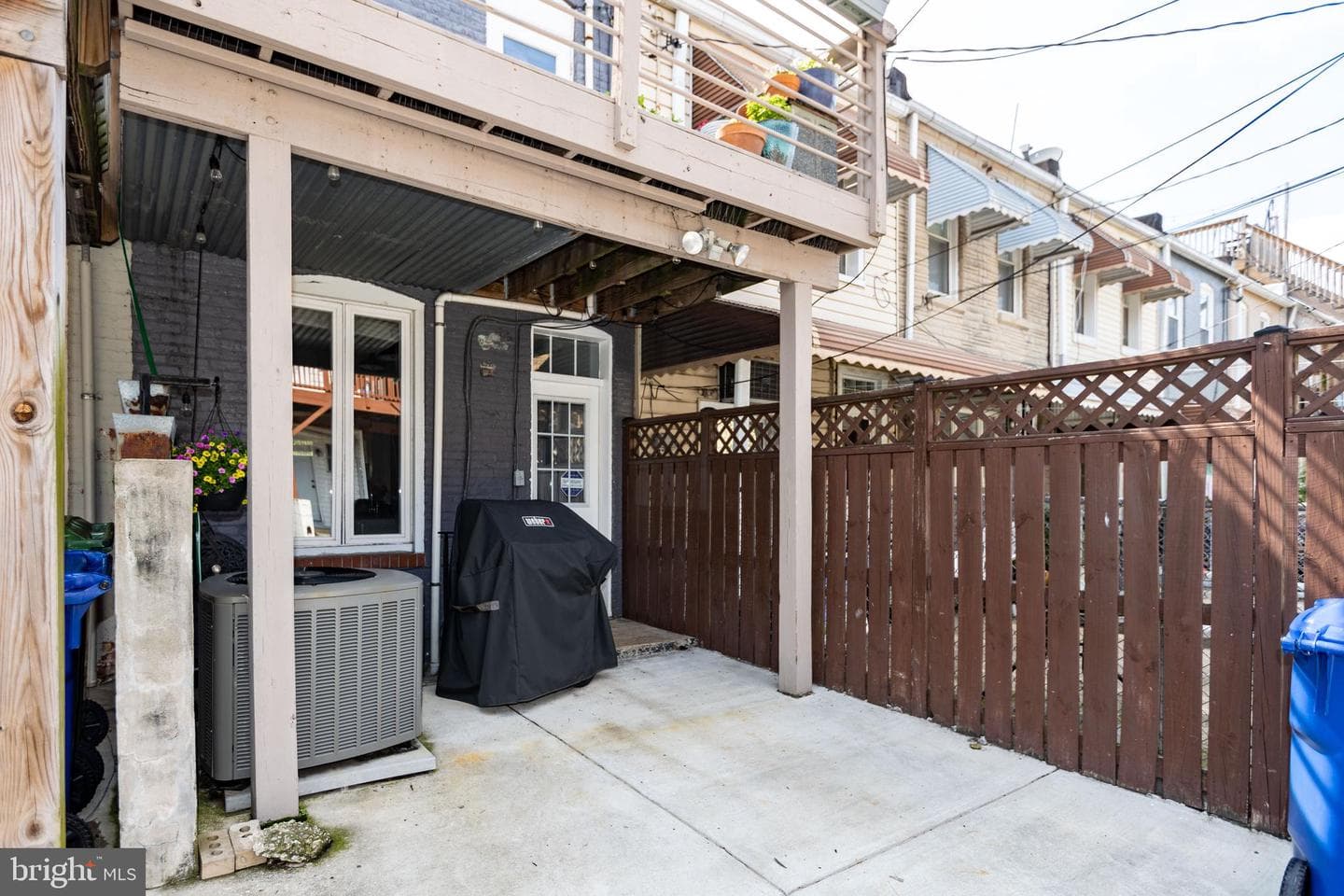 331 S Robinson Street photo 13