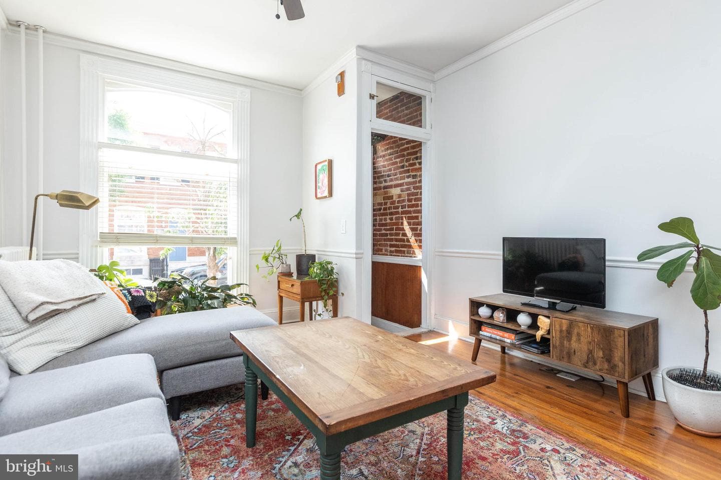 331 S Robinson Street photo 6
