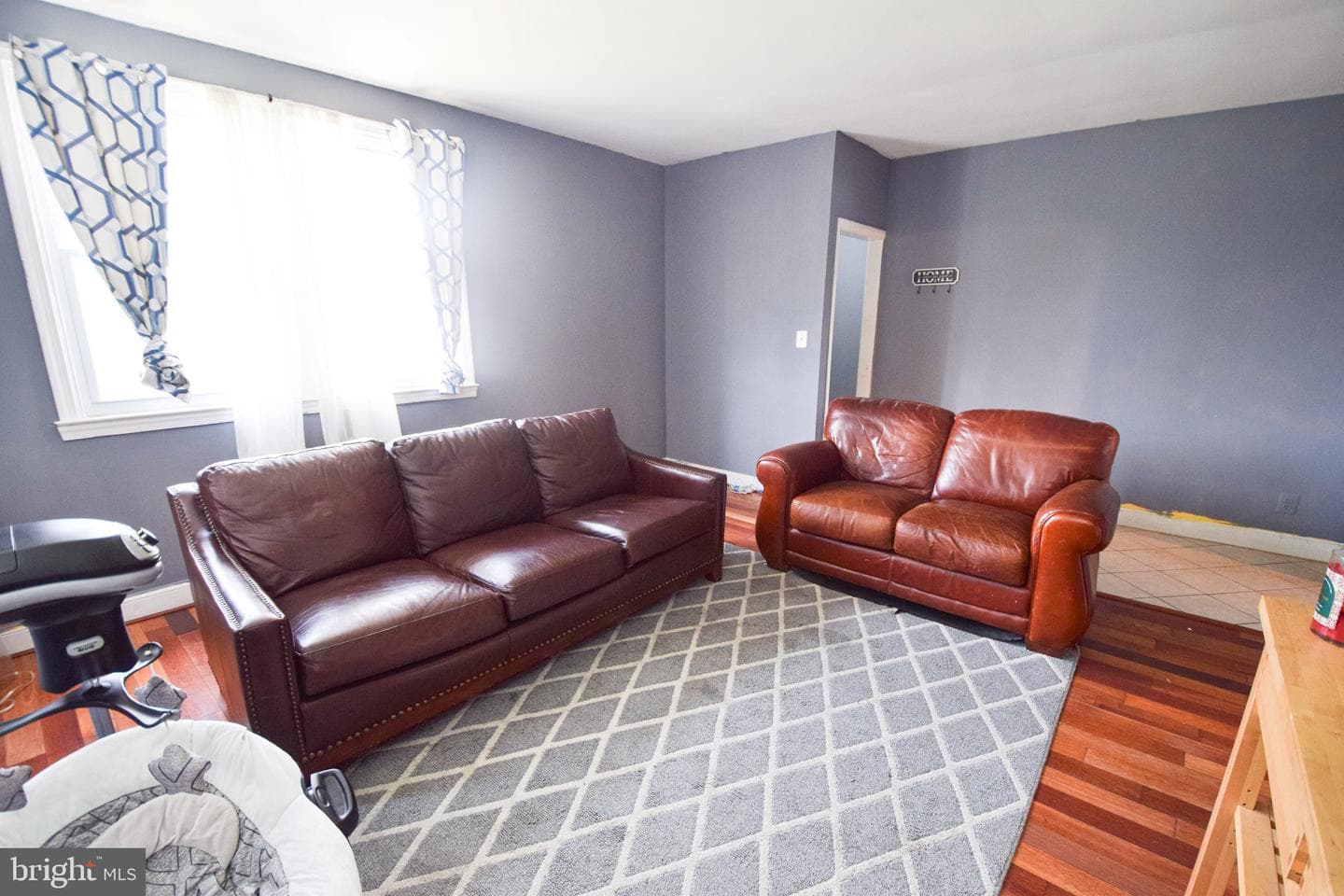 3820 Dolfield Avenue photo 6
