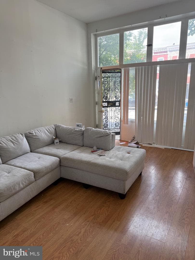 514 N Patterson Park Avenue photo 3