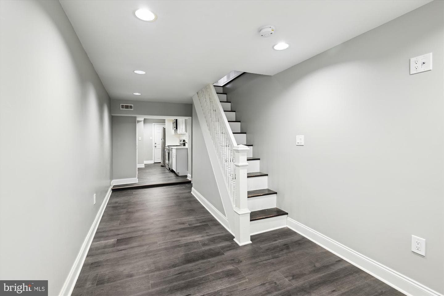 329 S Durham Street photo 3