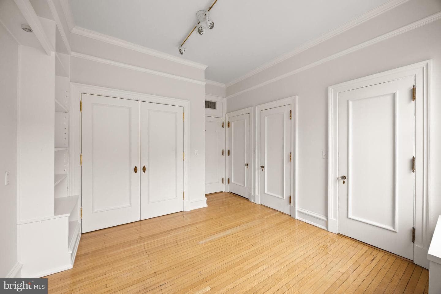 700 Washington Place #4b photo 51