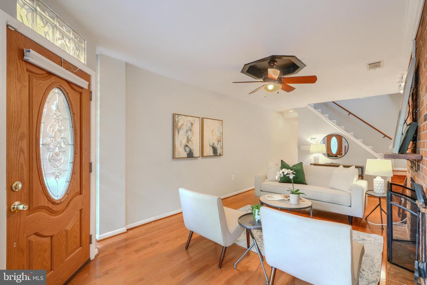 1416 Marshall Street photo 4