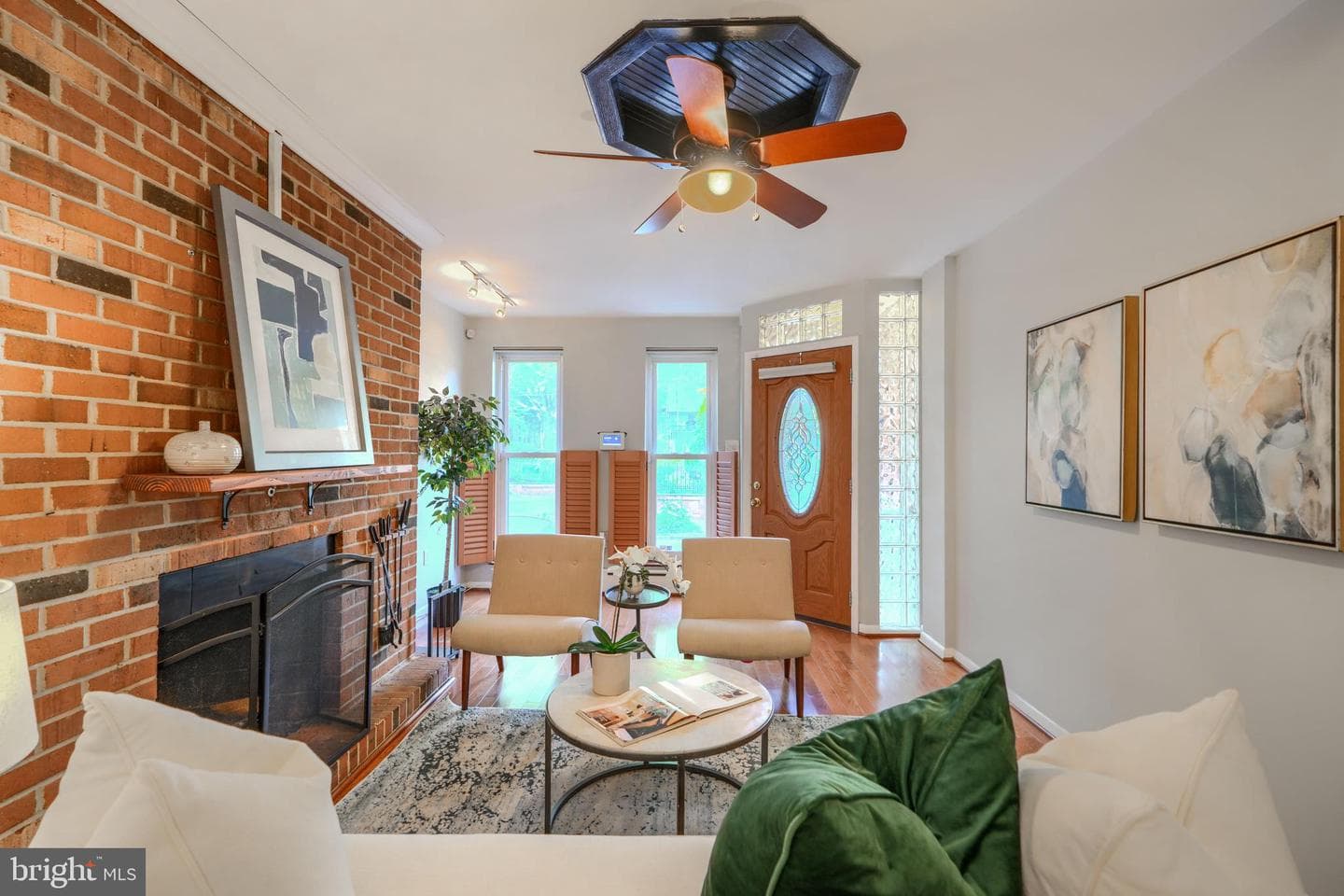 1416 Marshall Street photo 6