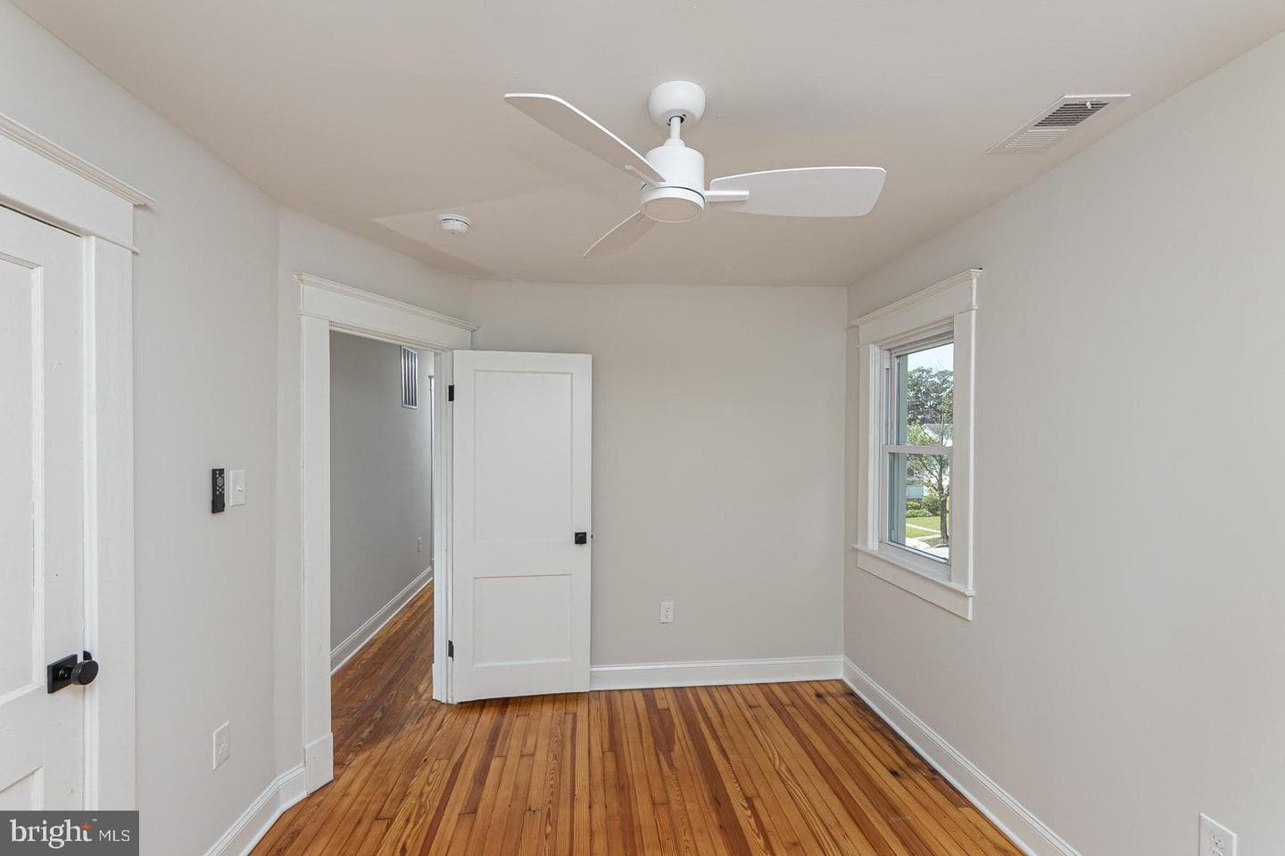 2912 Bauernwood Avenue photo 31