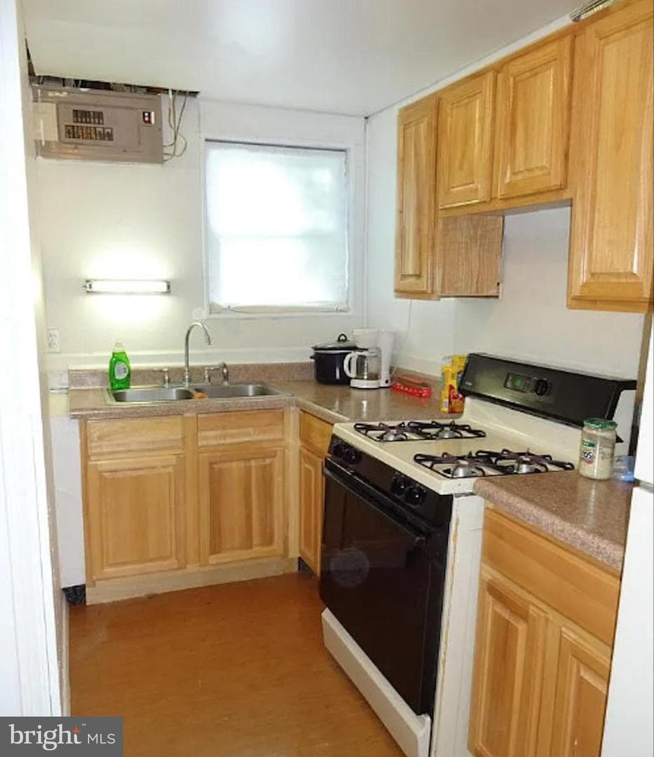 2908 Poplar Terrace photo 4