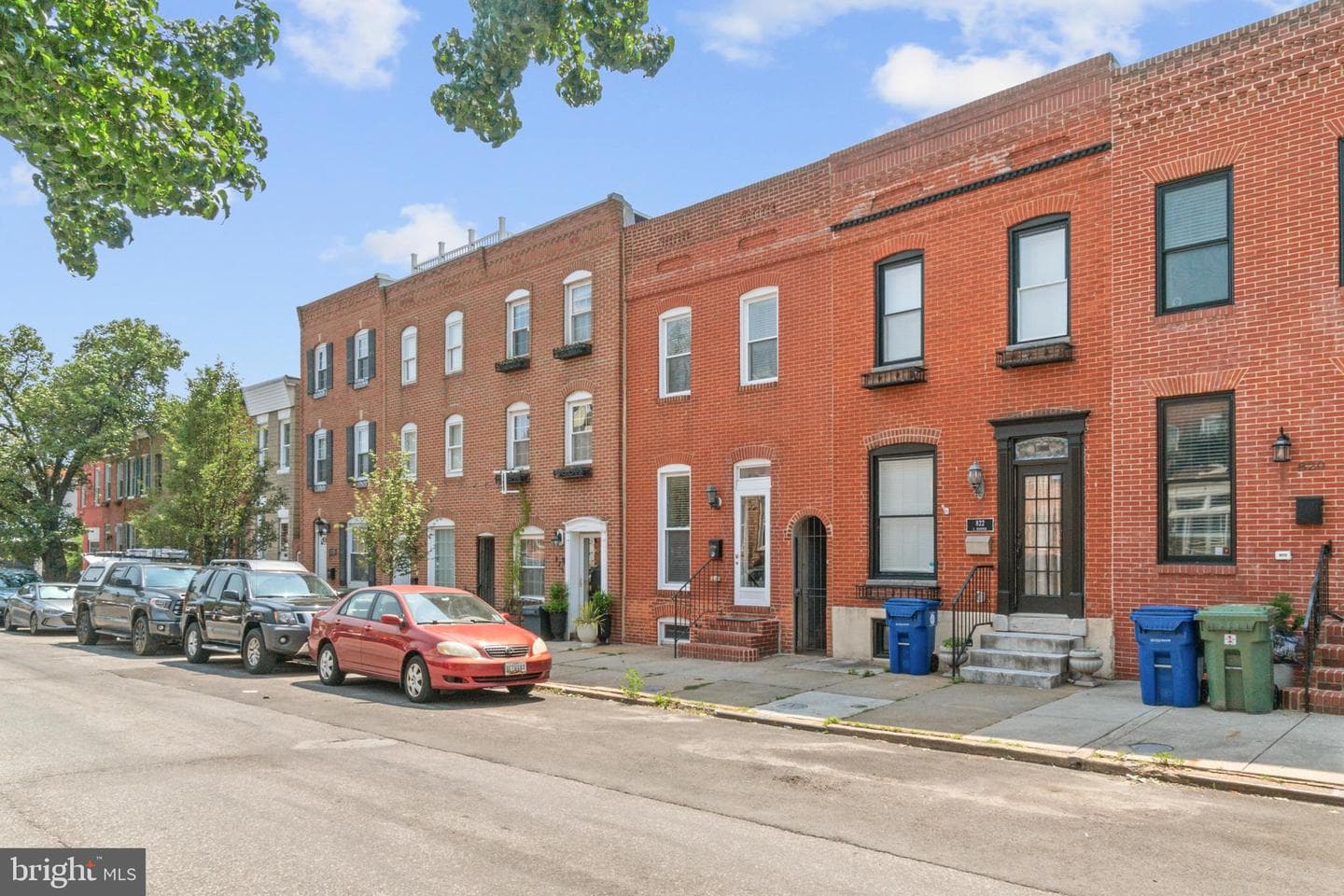 824 S Kenwood Avenue photo 2