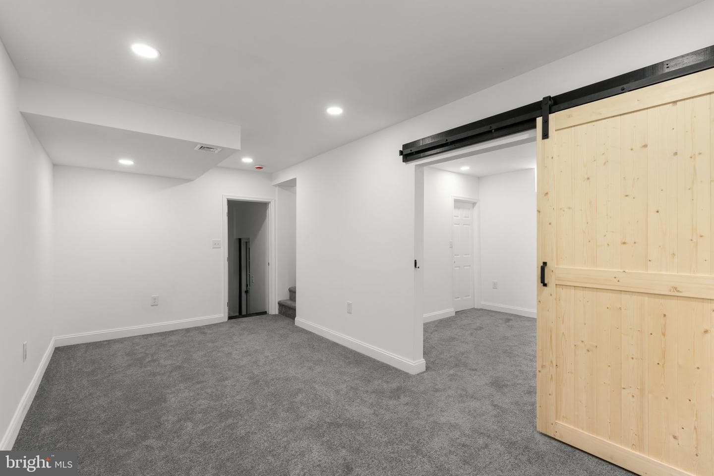 3905 Glenmore Avenue photo 24