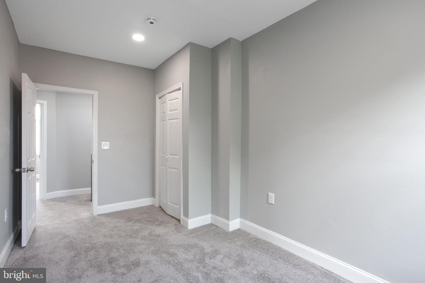2807 Waldorf Avenue photo 19