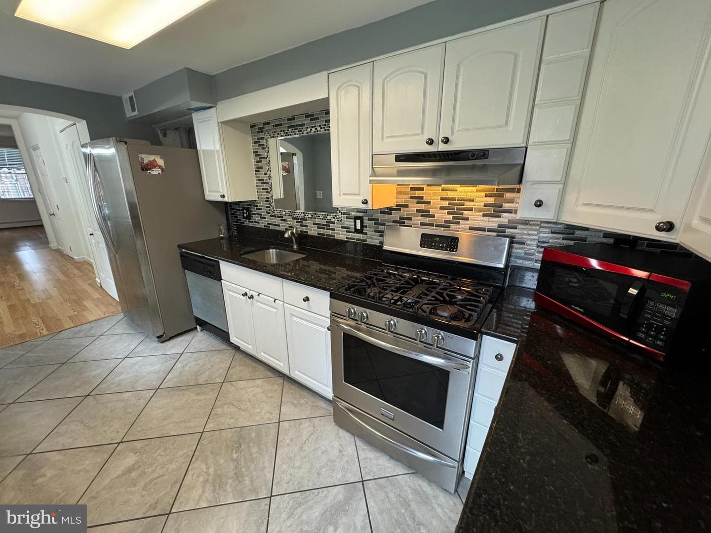1008 Stiles Street photo 18