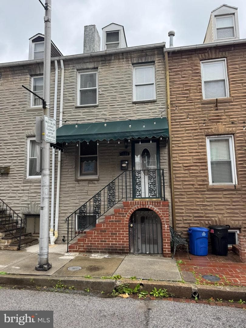 1008 Stiles Street photo 3