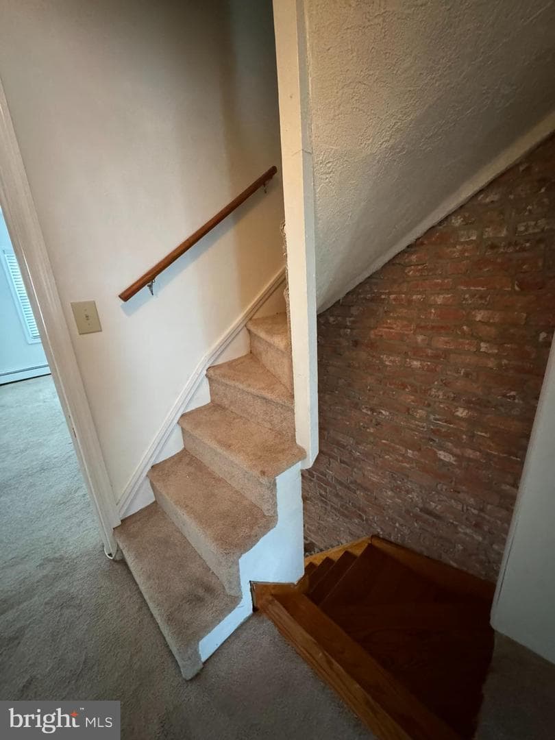 1008 Stiles Street photo 36