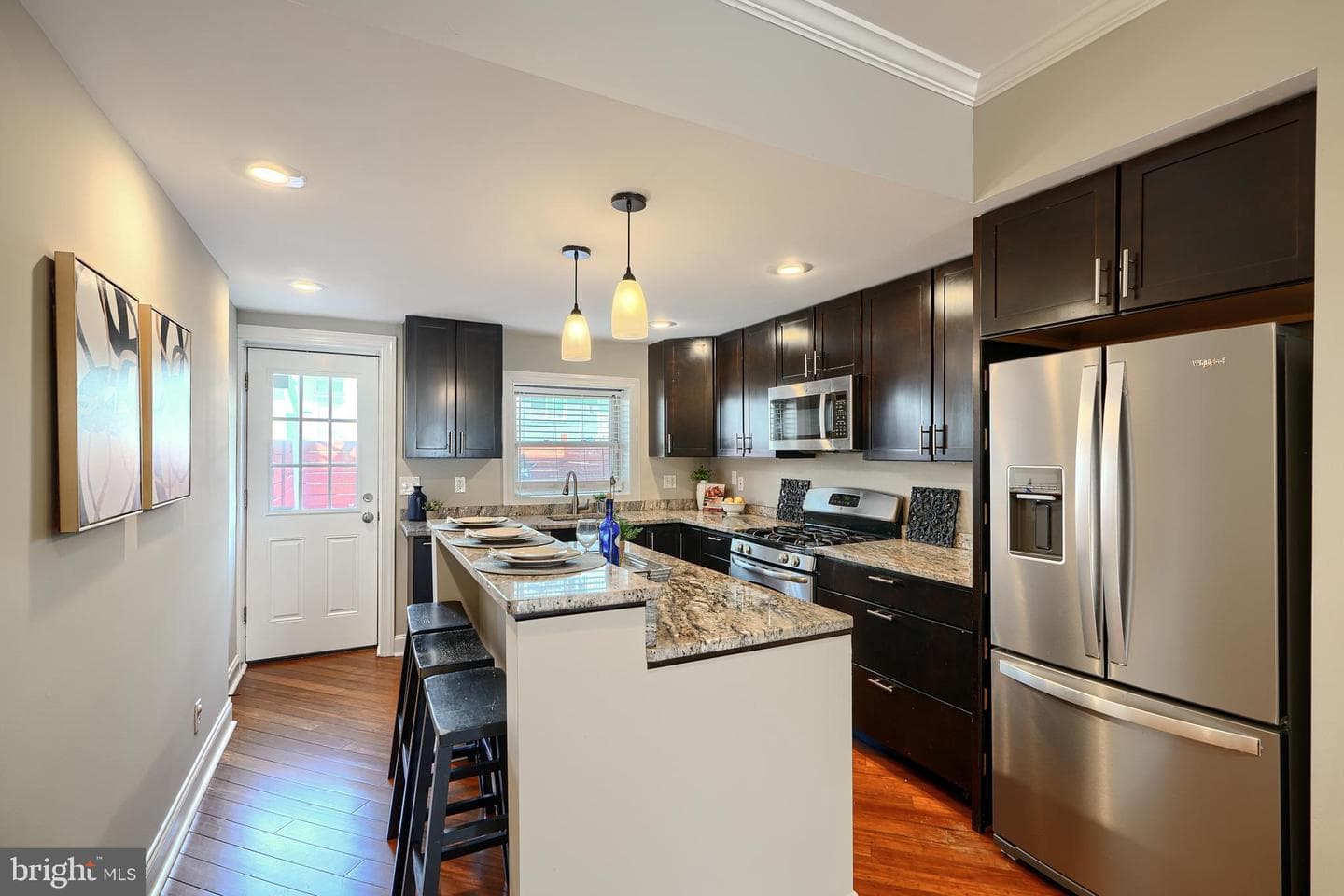 109 S Curley Street photo 13