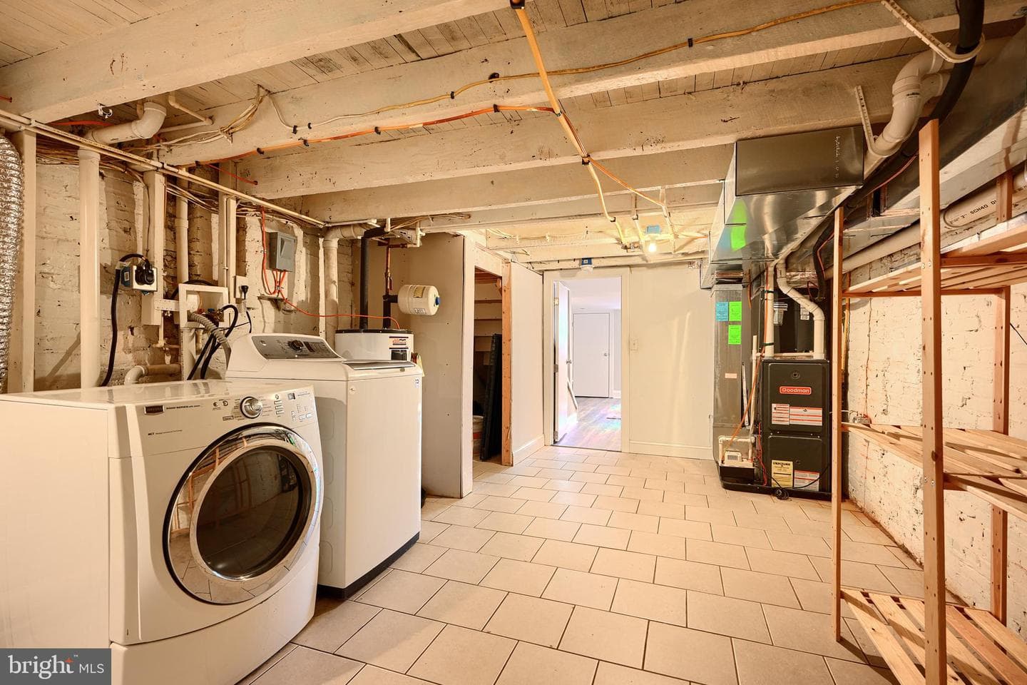 109 S Curley Street photo 40