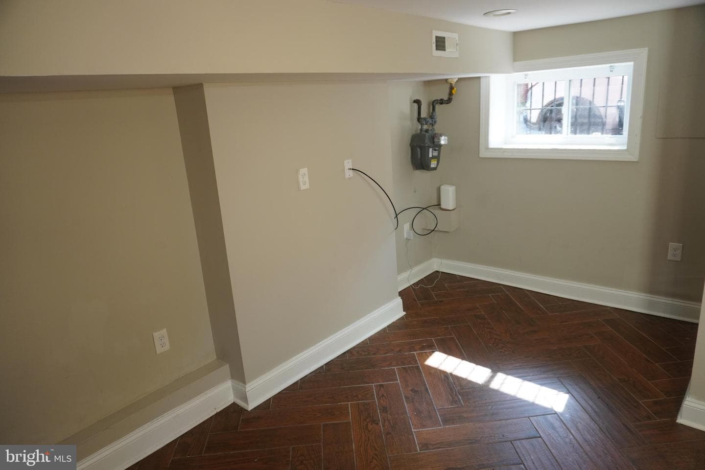 227 N Rose Street photo 40