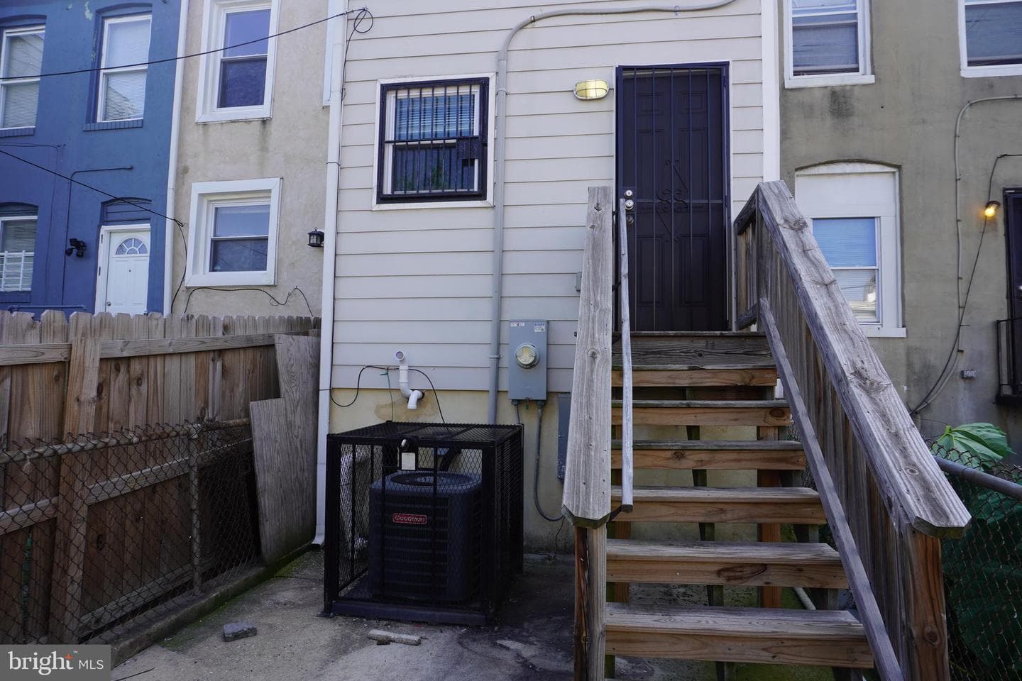 227 N Rose Street photo 53