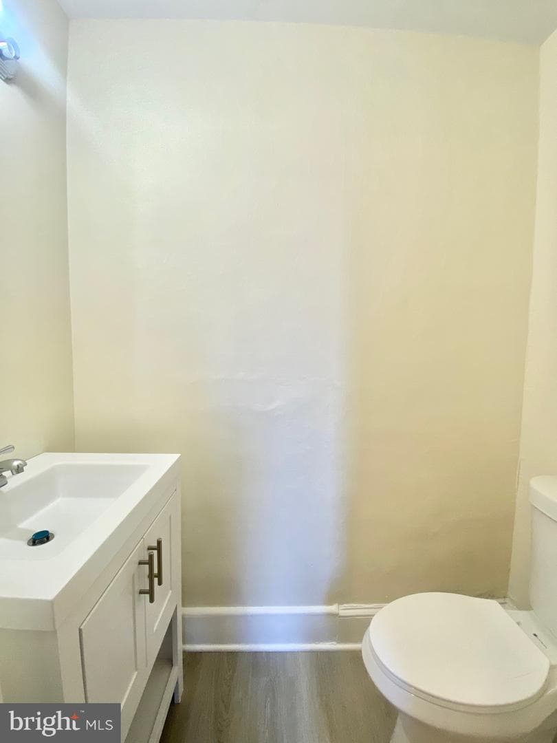 2843 Woodbrook Avenue photo 8