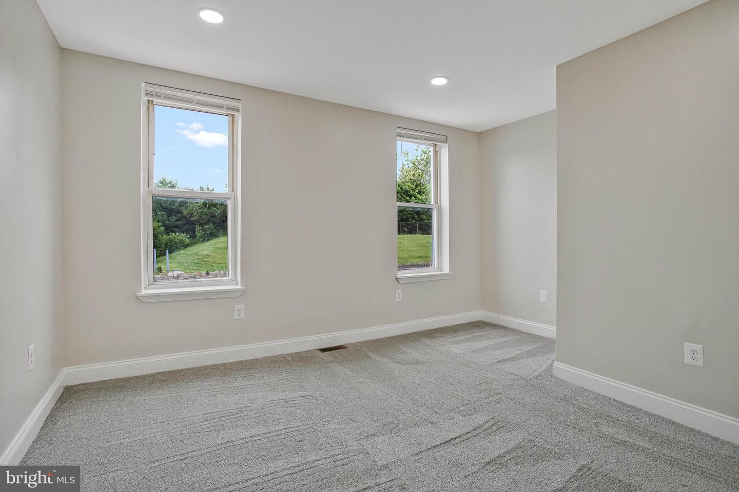2201 N Pulaski Street photo 21