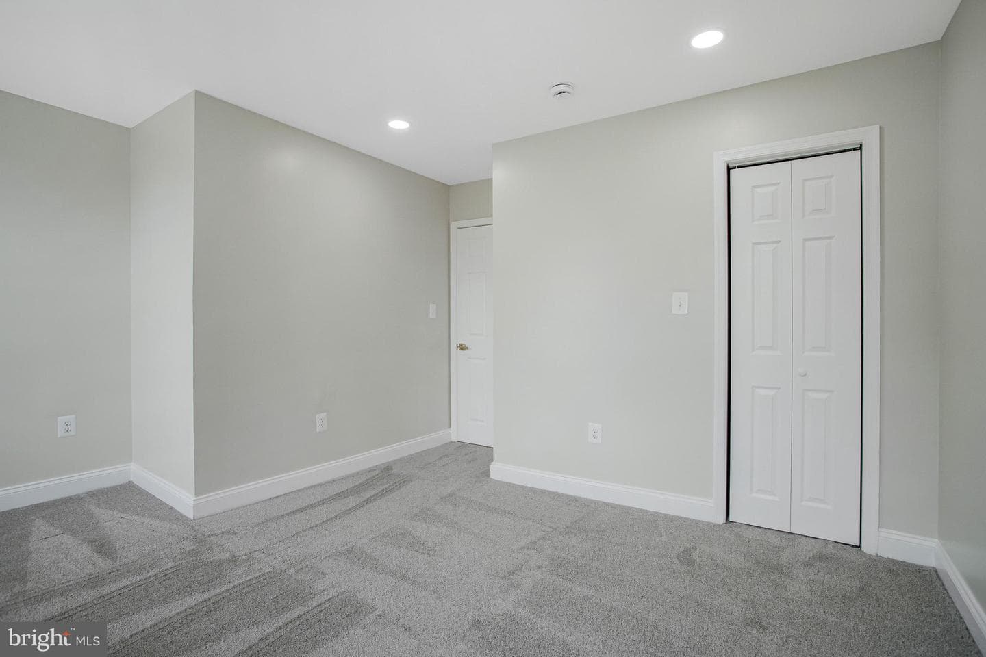 2201 N Pulaski Street photo 22