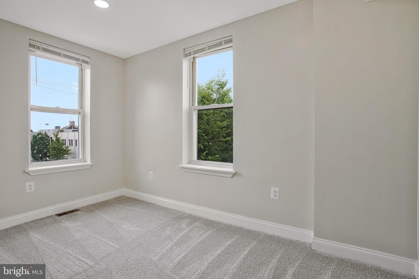 2201 N Pulaski Street photo 23